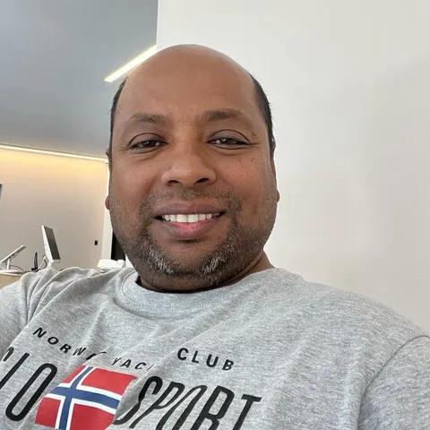 Mr Angsuman Banik Mr Angsuman Banik