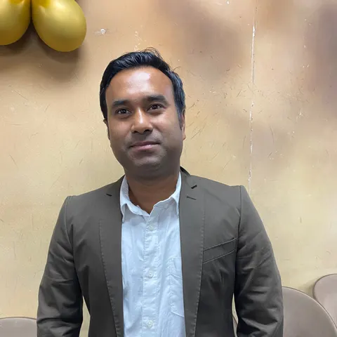 Mr komol Das